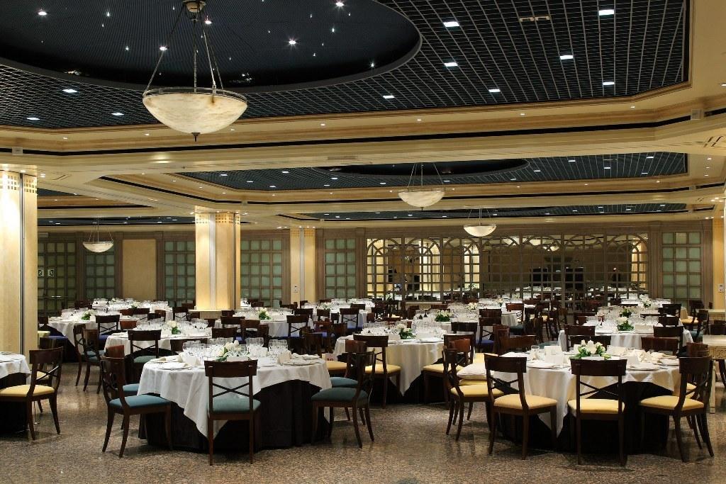 ホテル パラフォックス サラゴサ エクステリア 写真 The dining room