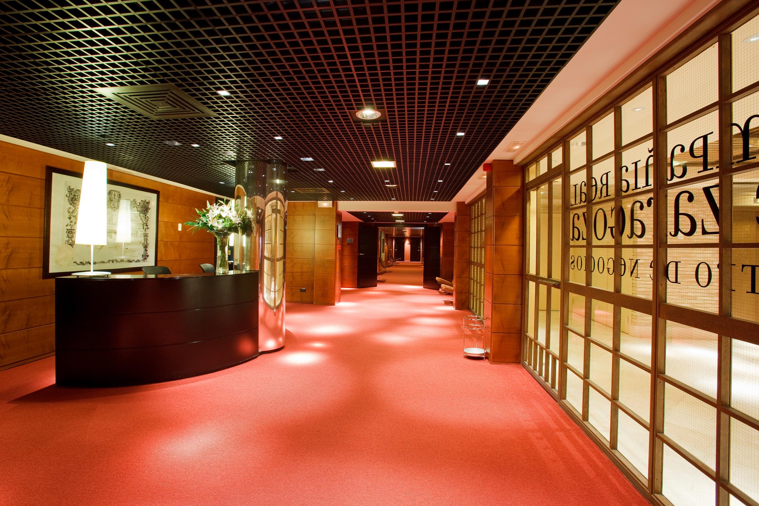 ホテル パラフォックス サラゴサ エクステリア 写真 The interior of the hotel