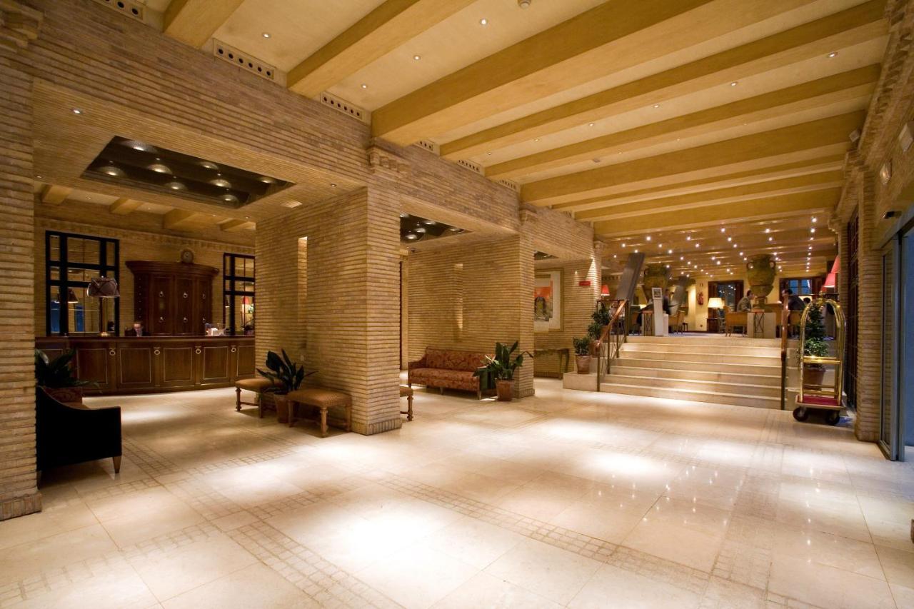 ホテル パラフォックス サラゴサ エクステリア 写真 Lobby